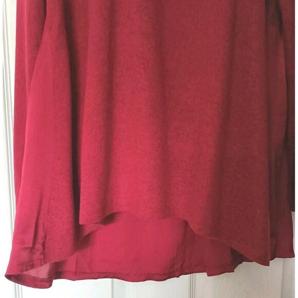 DG2 by Diane Gilman Sweater Knit Tunic Satin Size Large Turtle Neck Red New - Picture 7 of 8